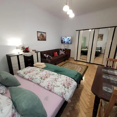 On Rynok Square Apartmán *